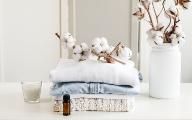 fresh laundry összehajtogatott frissen mosott ruhák